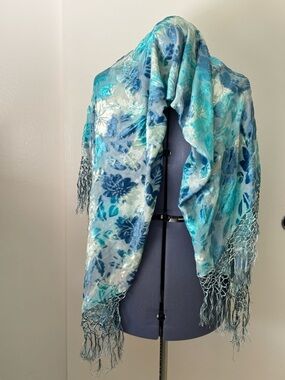 Blue Aqua Floral Fringe Shawl